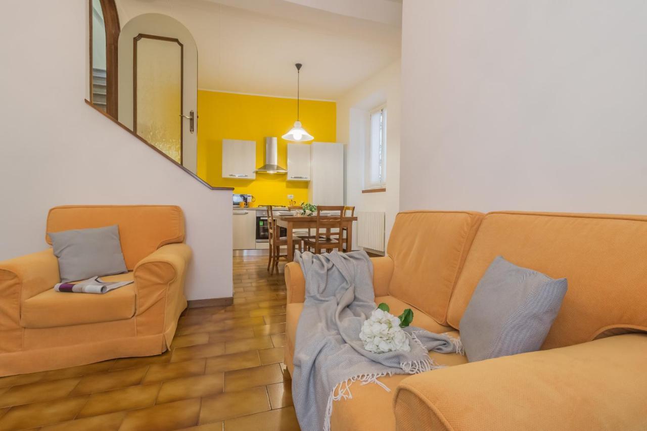 Casa Greppi วาเรนนา ภายนอก รูปภาพ