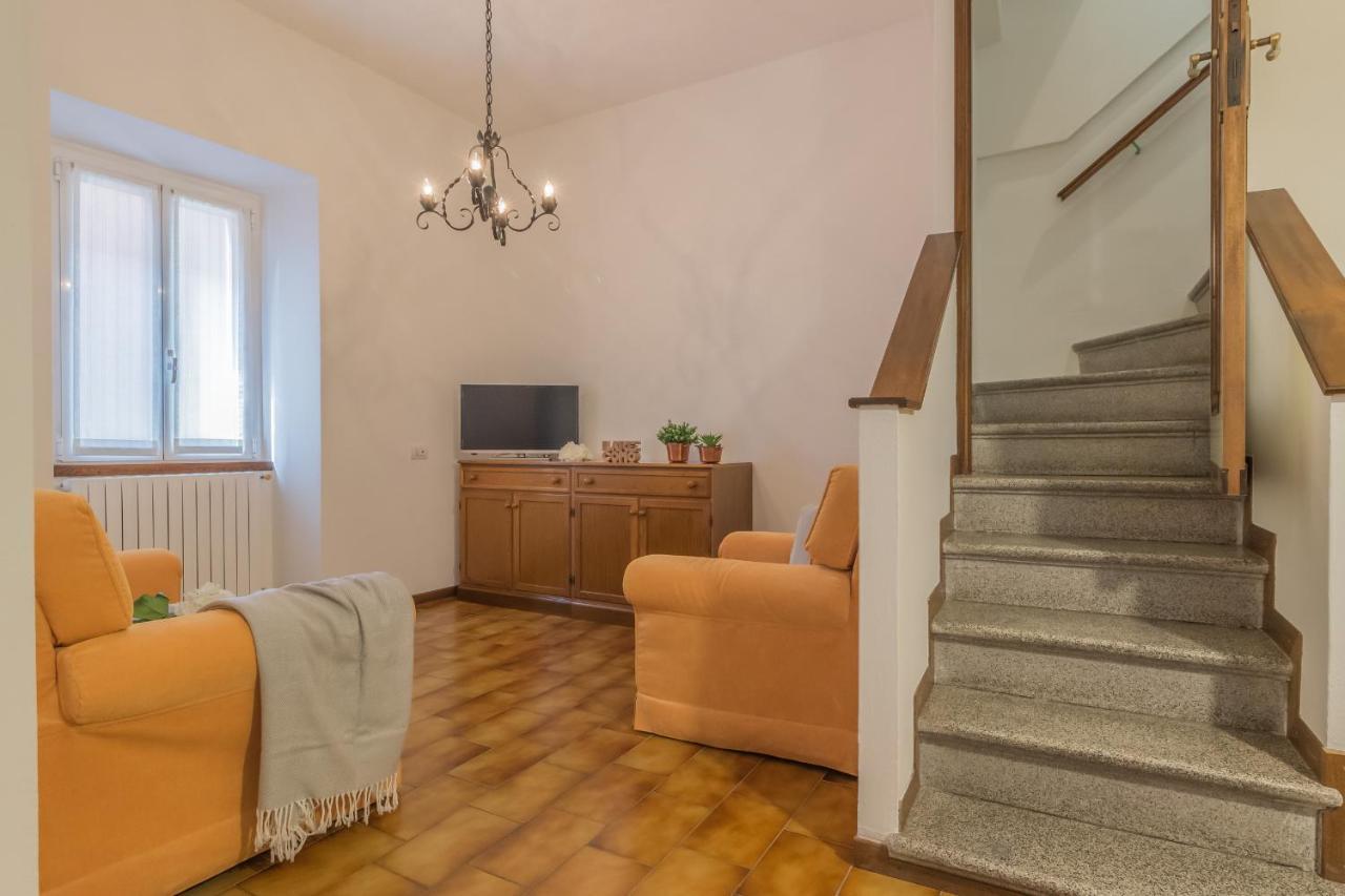 Casa Greppi วาเรนนา ภายนอก รูปภาพ